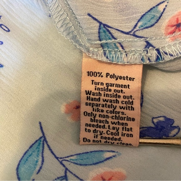 Juicy Couture Top Medium Rain Floral Ruffle Blouse Rhinestone Neck - Picture 13 of 15